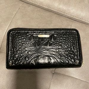 Brahmin wallet
